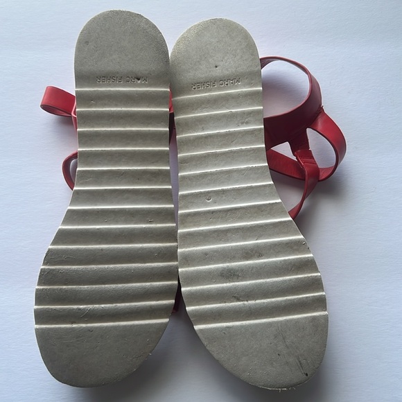 Marc Fisher Red Sandals - Picture 3 of 11